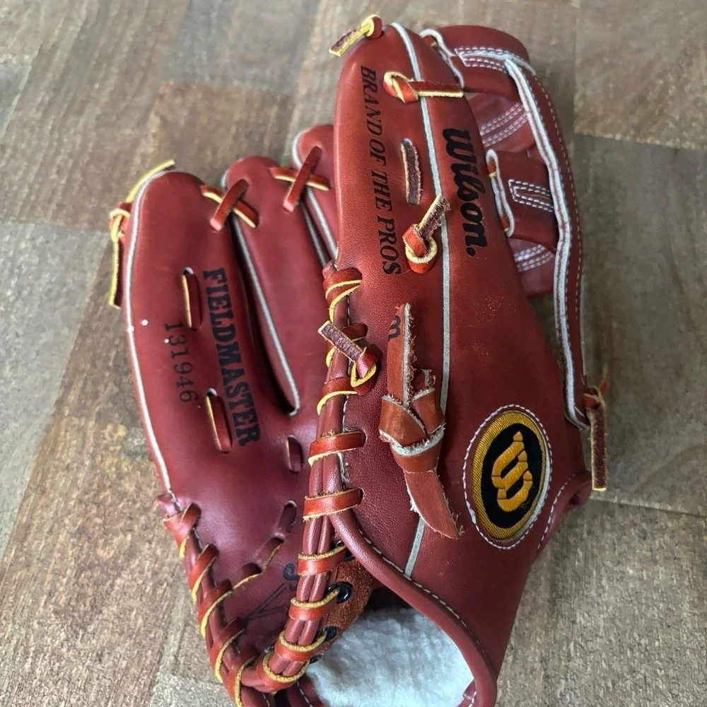 Wilson Fieldmaster Baseball‎ glove 131946
